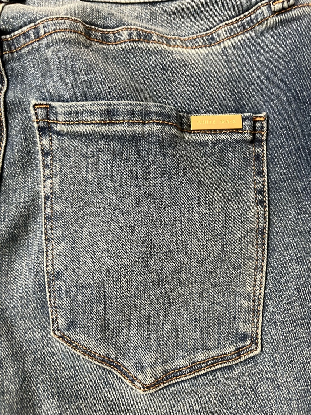 WHBM Classic Blue Women's Straight slim Jeans with Decorative Hem size 0 - Picture 7 of 10